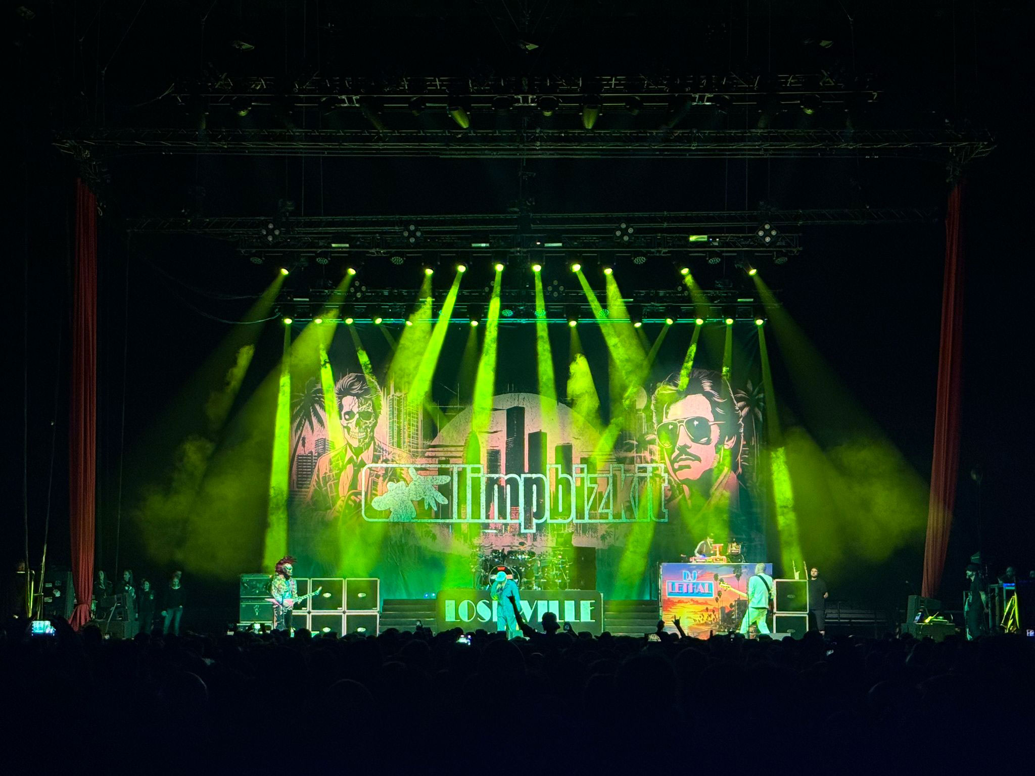 We recently sat down with LD Martin Brennan to discuss his use of Ayrton fixtures and grandMA3 for Limp Bizkit's Loserville tour. We recently sat down with LD Martin Brennan to discuss his use of Ayrton fixtures and grandMA3 for Limp Bizkit's Loserville tour.